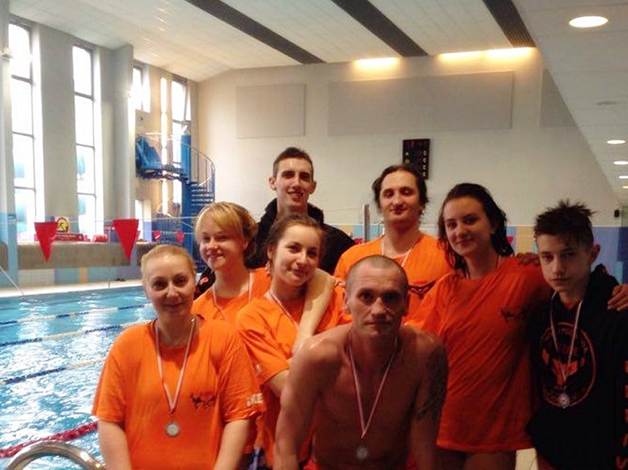 Hokej pod wodą Walenie Siemianowice Śląskie Sztafeta charytatywna 2017